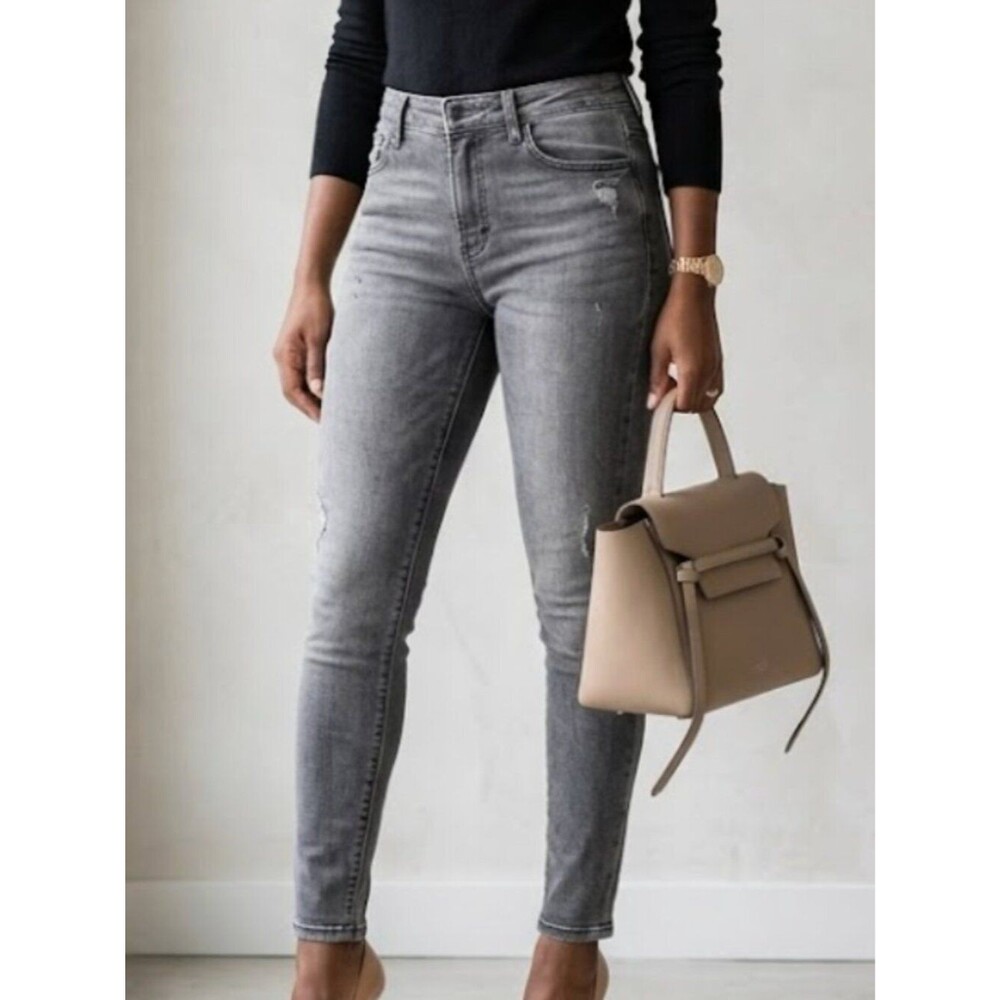Urban Outfitters Silence + Noise Gray Distressed Skinny Jeans Size 31